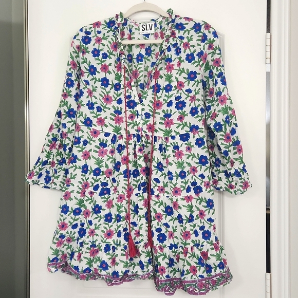 SLV Dresses & Skirts - Pretty cotton floral tunic top or mini dress in very good condition!